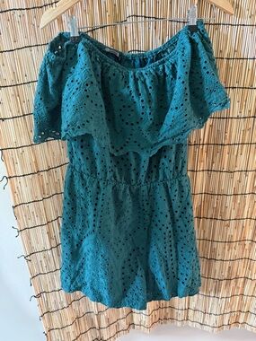 Off-Shoulder Eyelet shorta romper in  hunter Green